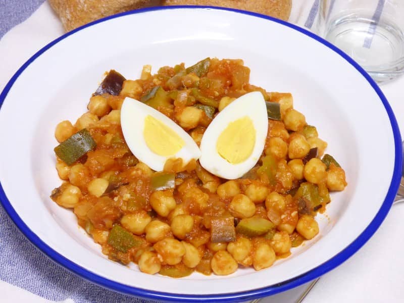 Garbanzos con pisto